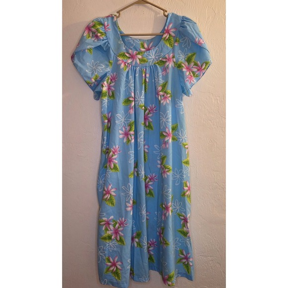 Hawaiian Reserve Collection Dresses & Skirts - Hawaiian Reserve XL Vtg Plumeria Muumuu Comfort Beachy Tropical Relaxed Coastal